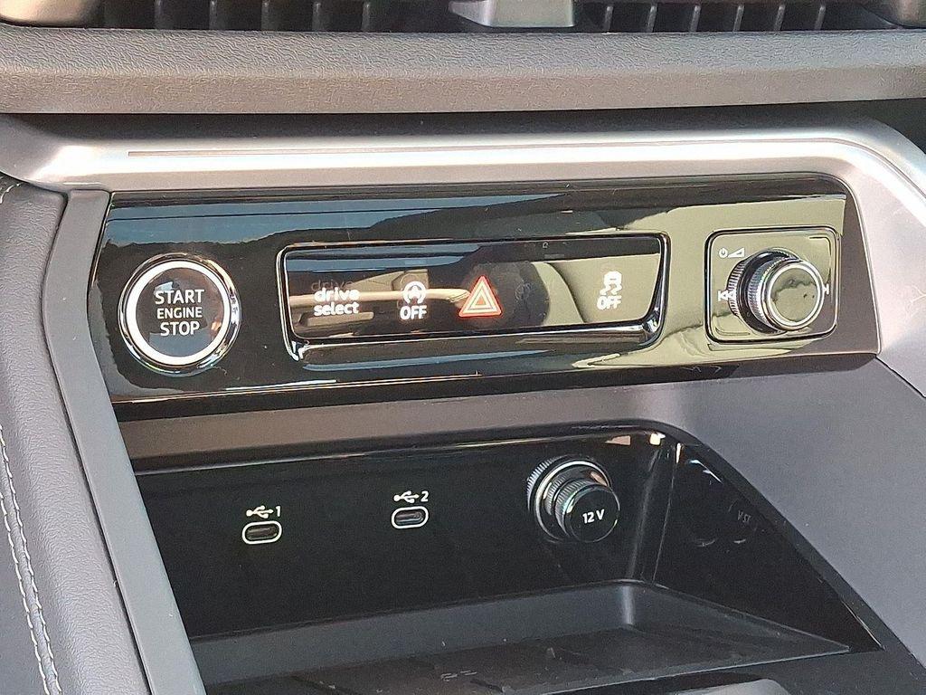 new 2025 Audi Q5 car, priced at $58,350