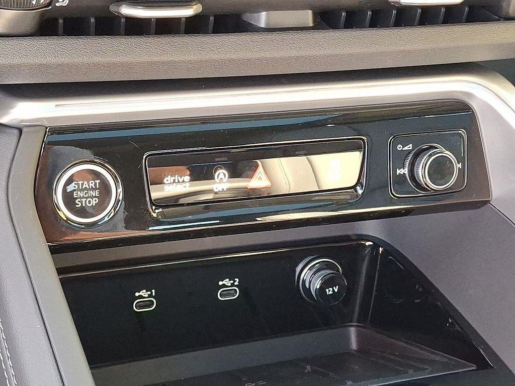 new 2025 Audi Q5 car, priced at $56,850