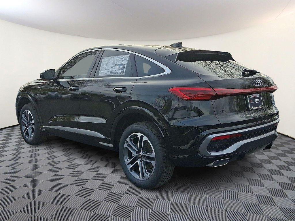 new 2025 Audi Q5 car, priced at $60,650