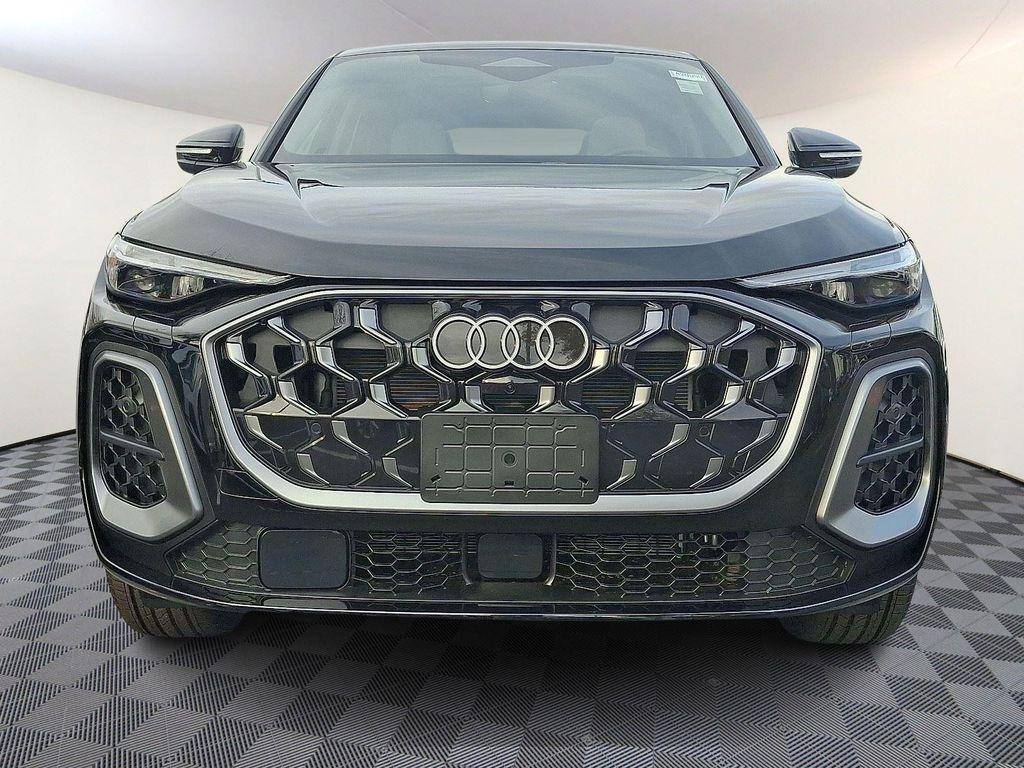 new 2025 Audi Q5 car, priced at $60,650