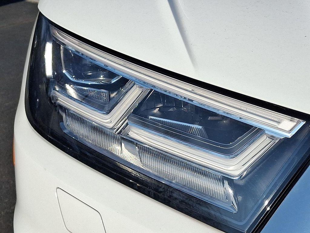 used 2018 Audi Q5 car, priced at $21,921