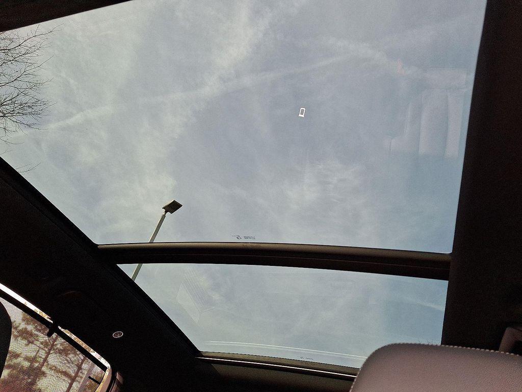 new 2026 Audi Q7 car, priced at $72,005