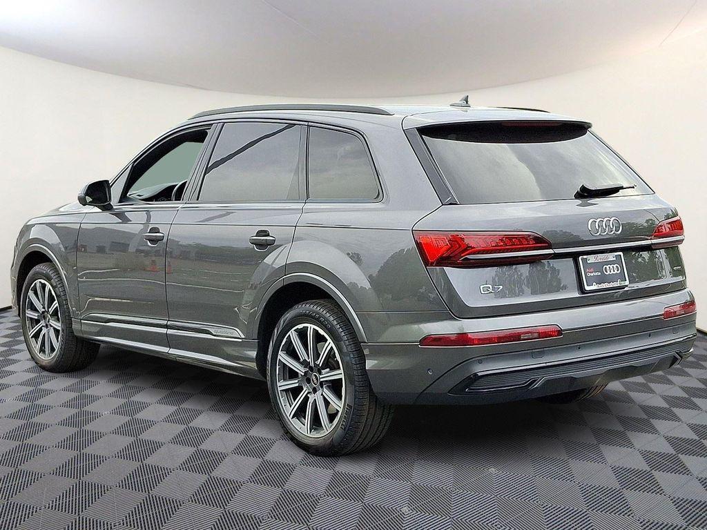 used 2023 Audi Q7 car, priced at $41,290