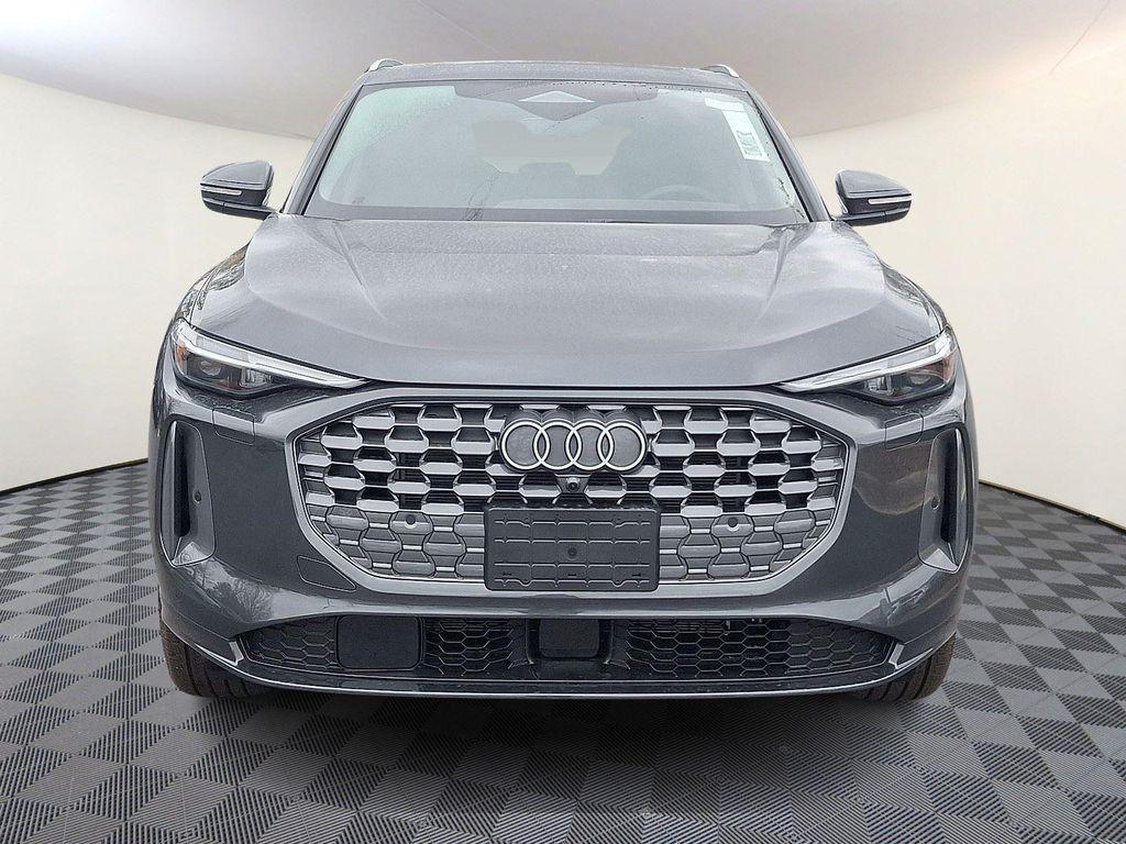 new 2025 Audi Q5 car, priced at $60,895