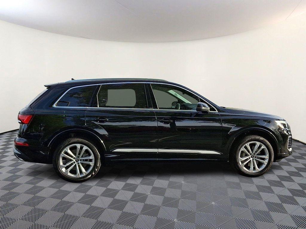 used 2025 Audi Q7 car, priced at $49,890