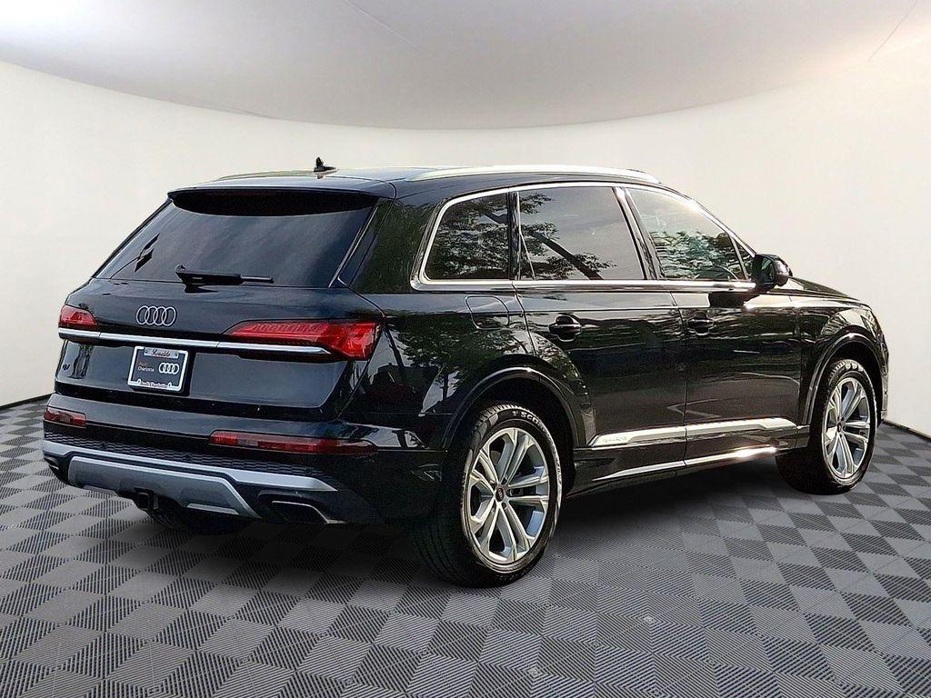 used 2025 Audi Q7 car, priced at $49,890