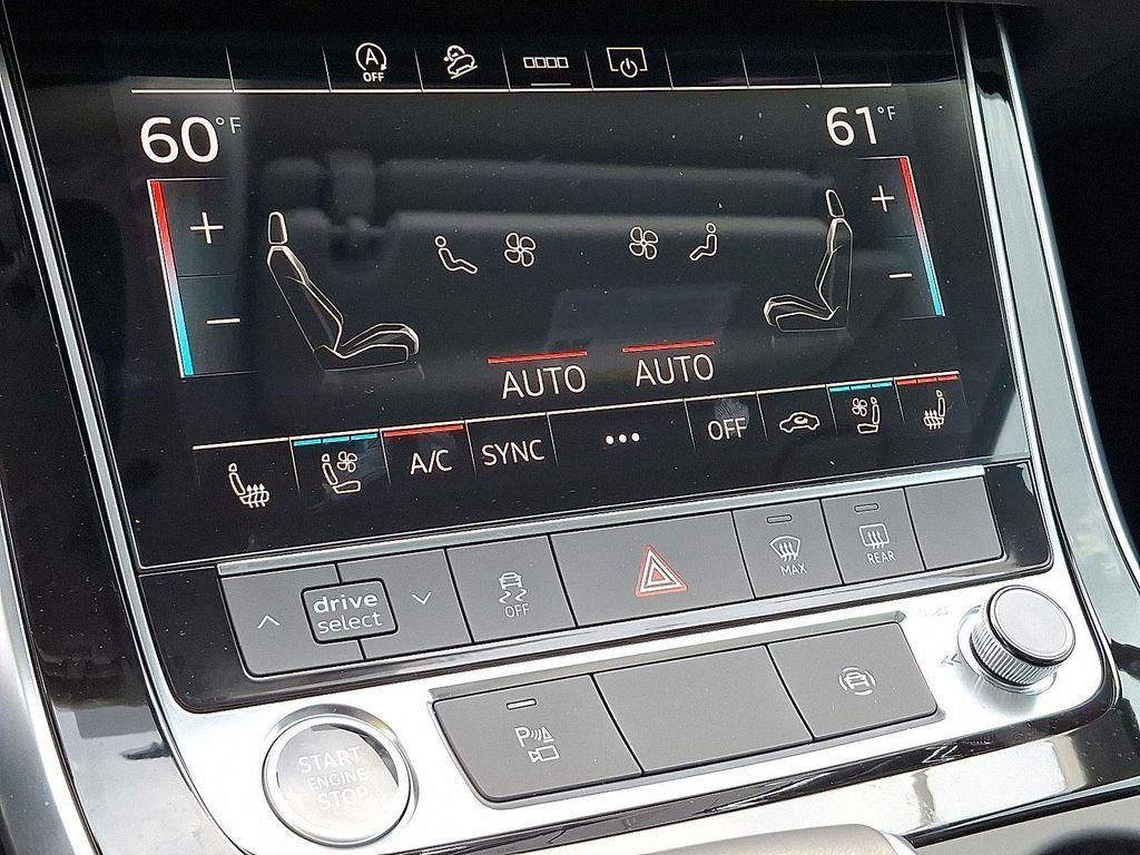 new 2025 Audi Q7 car, priced at $69,675