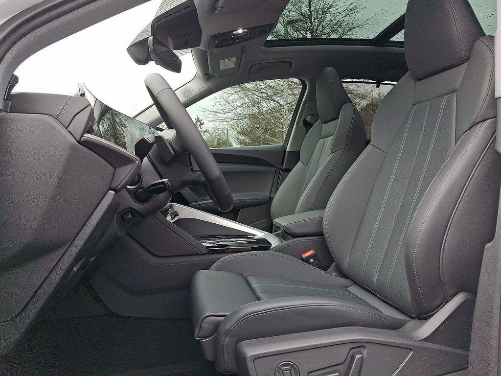 new 2025 Audi Q5 car, priced at $61,080