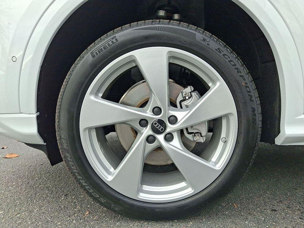 new 2025 Audi Q5 car, priced at $61,080