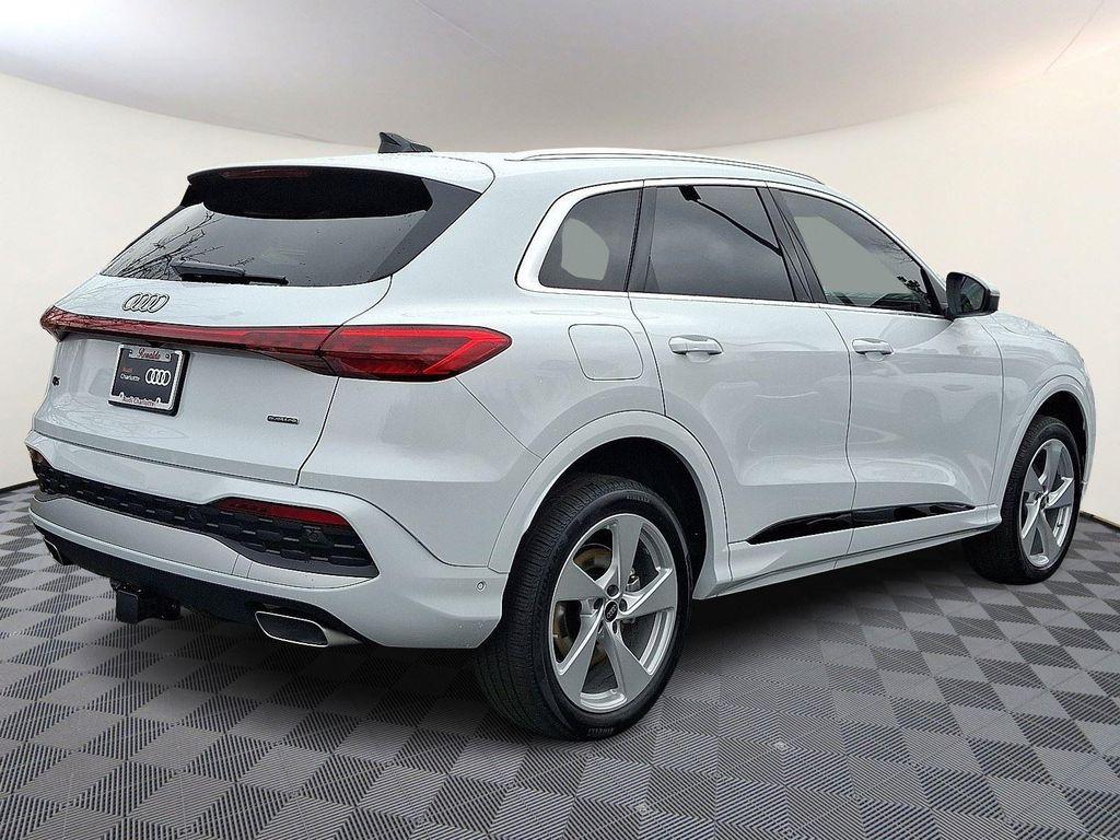 new 2025 Audi Q5 car, priced at $61,080