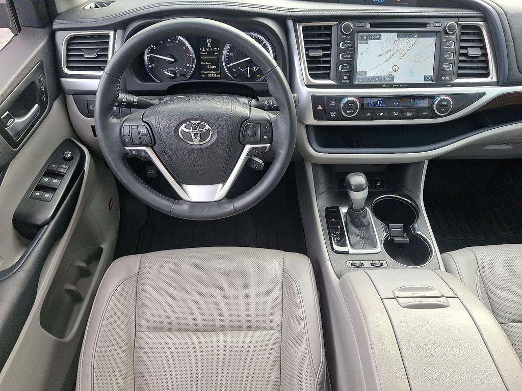 used 2016 Toyota Highlander car, priced at $22,794