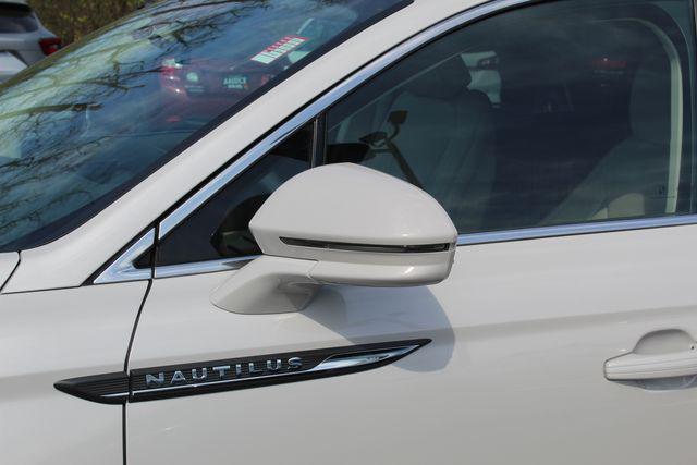 used 2023 Lincoln Nautilus car, priced at $35,848