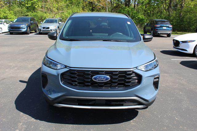 used 2025 Ford Escape car, priced at $24,948