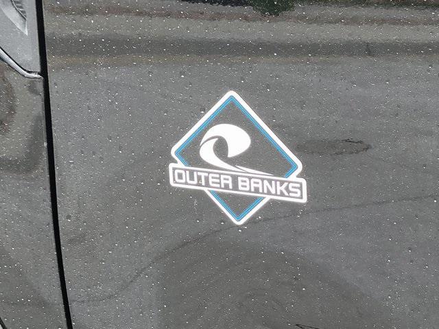 new 2025 Ford Bronco Sport car, priced at $36,253