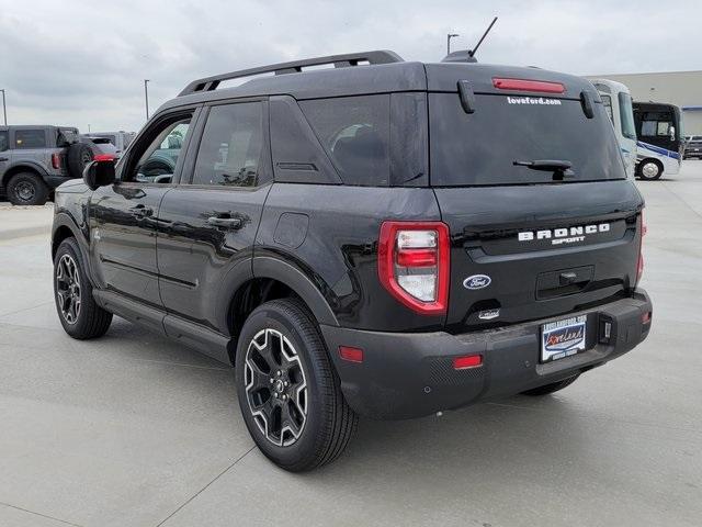new 2025 Ford Bronco Sport car, priced at $36,253