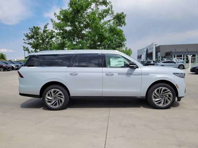 new 2025 Lincoln Navigator L car, priced at $105,619