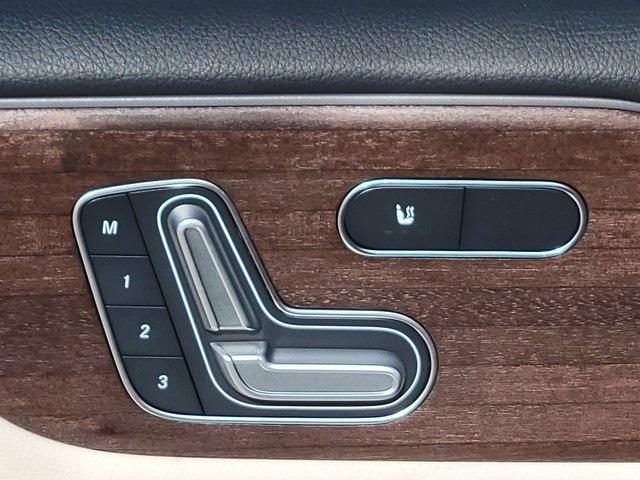 used 2021 Mercedes-Benz GLB 250 car, priced at $30,181