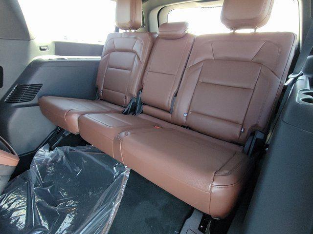 new 2025 Lincoln Navigator L car, priced at $98,850