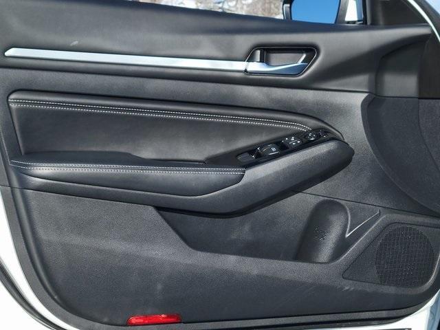 used 2021 Nissan Altima car, priced at $25,092