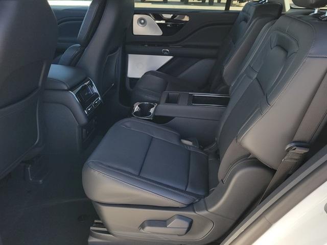 new 2026 Lincoln Aviator car