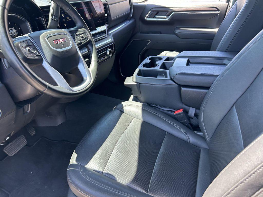 used 2025 GMC Sierra 1500 car, priced at $42,590