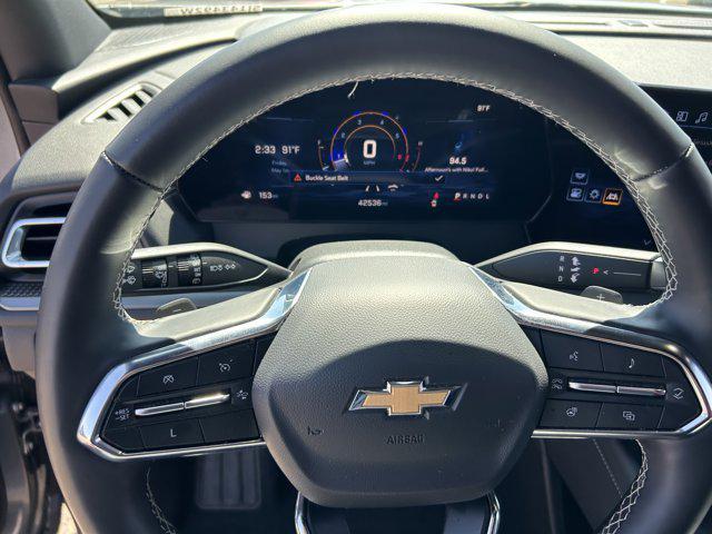 used 2025 Chevrolet Traverse car, priced at $34,491