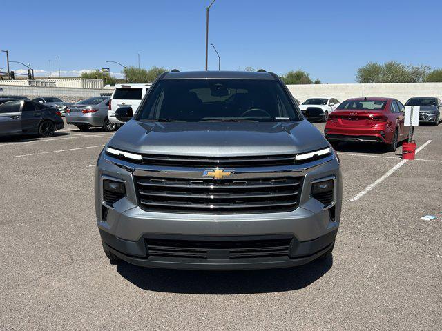 used 2025 Chevrolet Traverse car, priced at $34,491