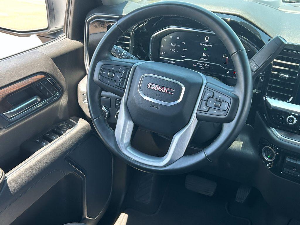 used 2025 GMC Sierra 1500 car, priced at $43,390