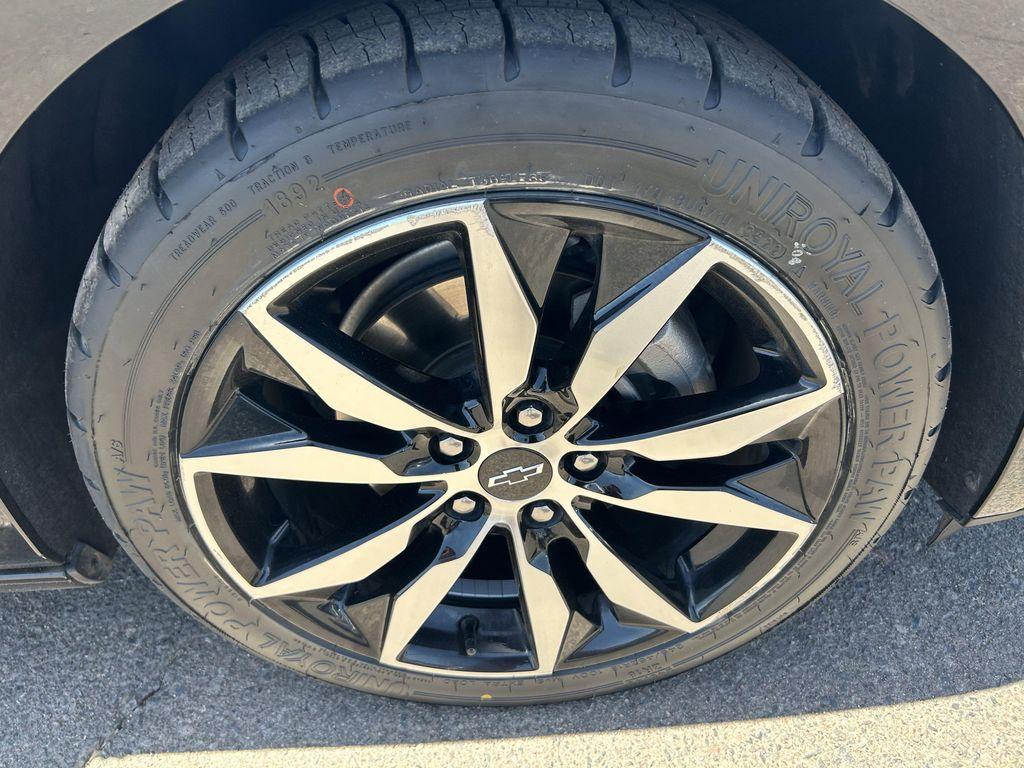 used 2022 Chevrolet Malibu car, priced at $18,090
