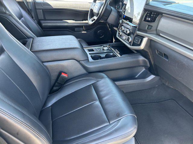 used 2024 Ford Expedition car, priced at $36,484