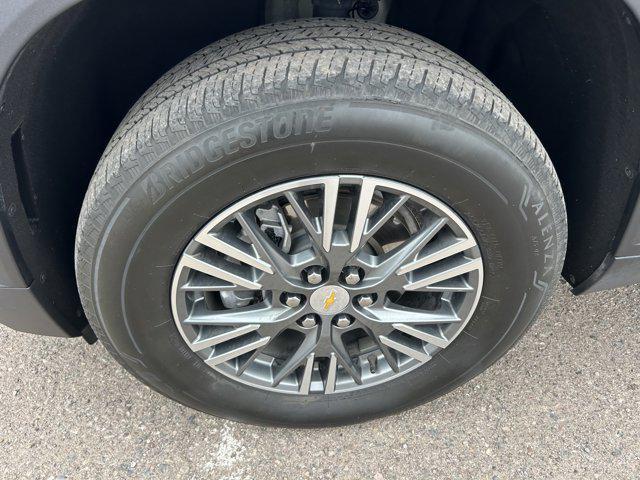 used 2024 Chevrolet Traverse car, priced at $31,991