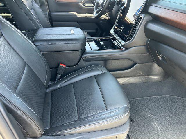 used 2025 GMC Yukon XL car, priced at $68,994