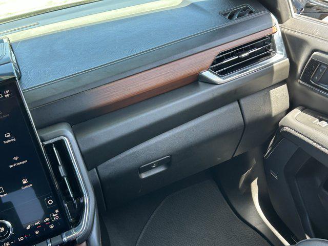 used 2025 GMC Yukon XL car, priced at $68,994