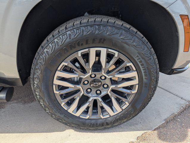 used 2025 Chevrolet Suburban car, priced at $63,992