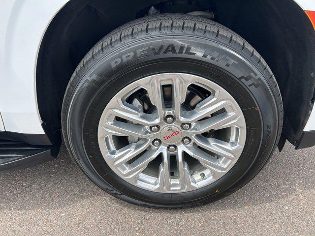 used 2021 GMC Yukon XL car, priced at $44,884