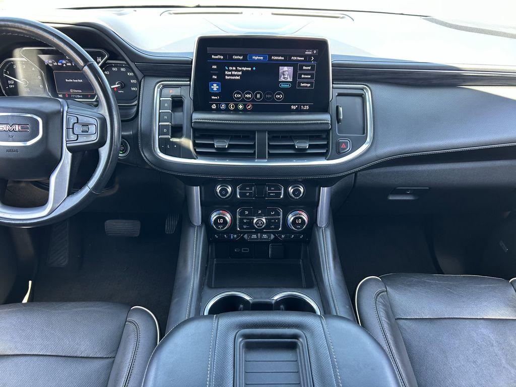 used 2021 GMC Yukon XL car, priced at $45,296