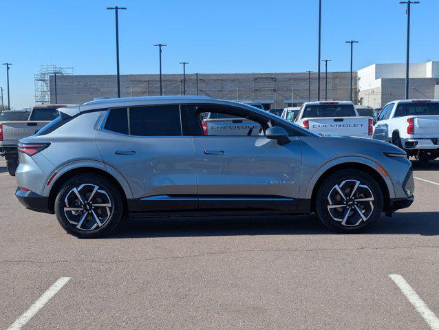 used 2025 Chevrolet Equinox EV car, priced at $22,992