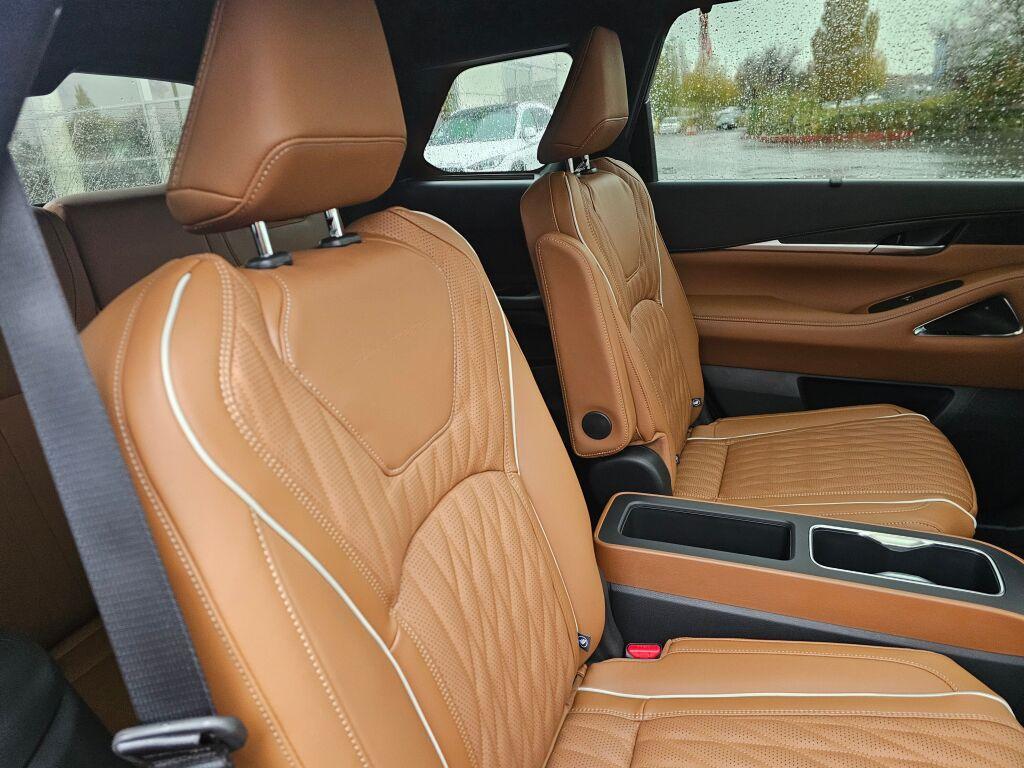 new 2026 INFINITI QX60 car, priced at $68,670