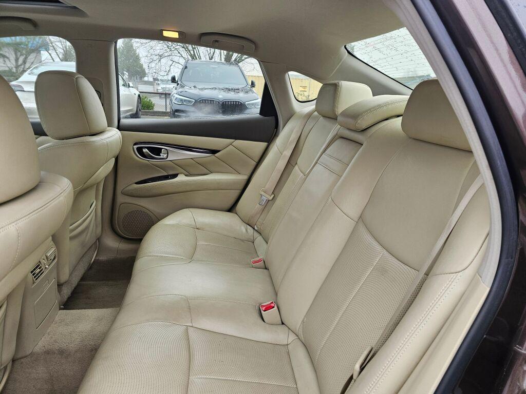 used 2018 INFINITI Q70 car, priced at $18,495