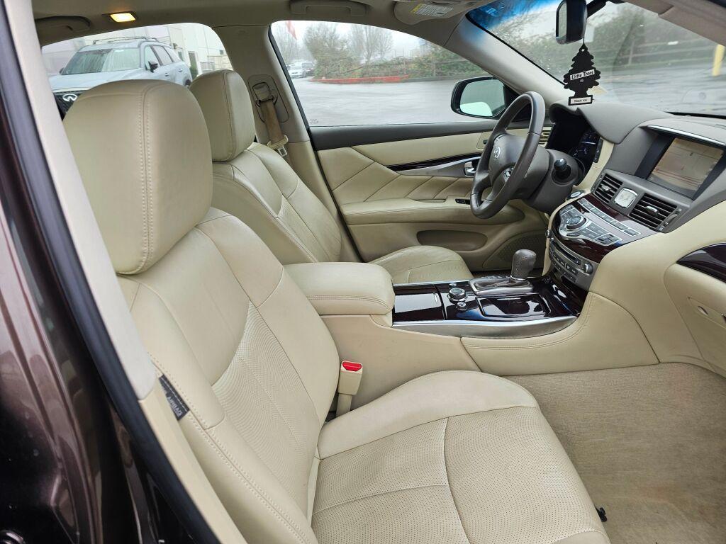 used 2018 INFINITI Q70 car, priced at $18,495