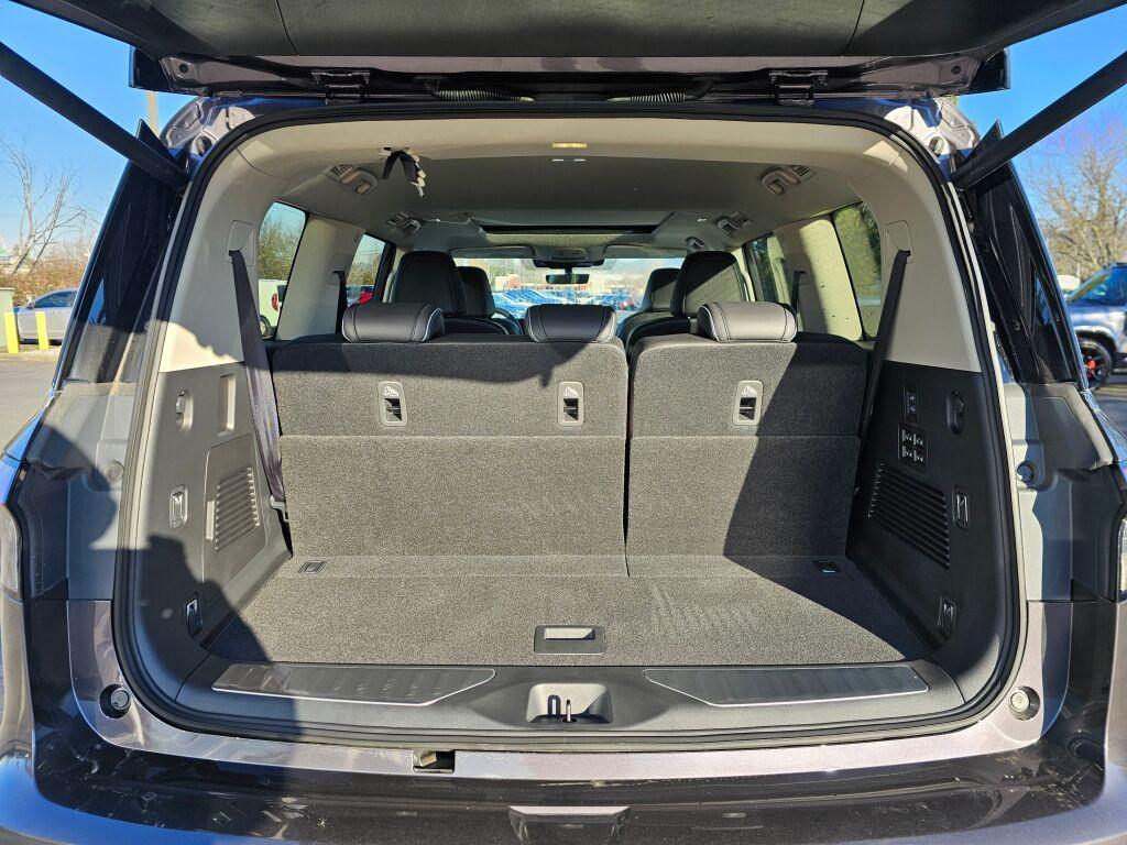 new 2025 INFINITI QX80 car, priced at $86,605