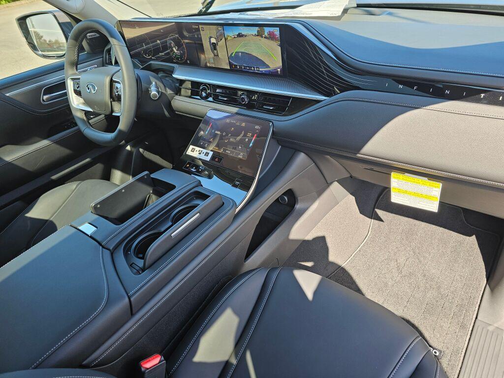 new 2025 INFINITI QX80 car, priced at $75,550