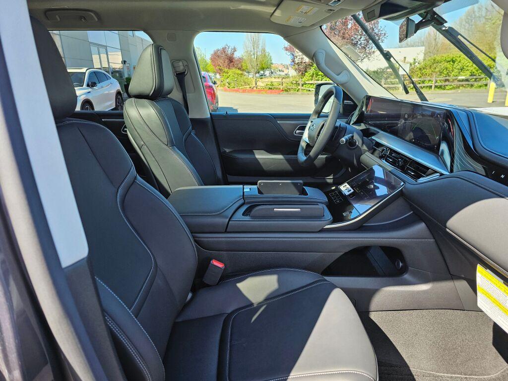 new 2025 INFINITI QX80 car, priced at $75,550