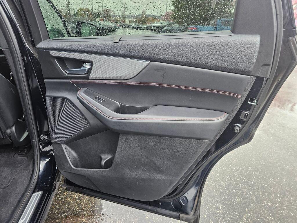 used 2022 Acura MDX car, priced at $30,639