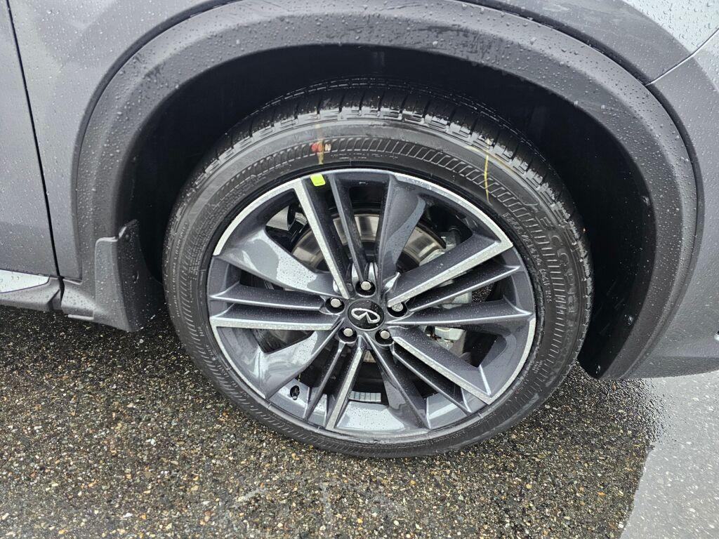 new 2025 INFINITI QX55 car, priced at $52,340