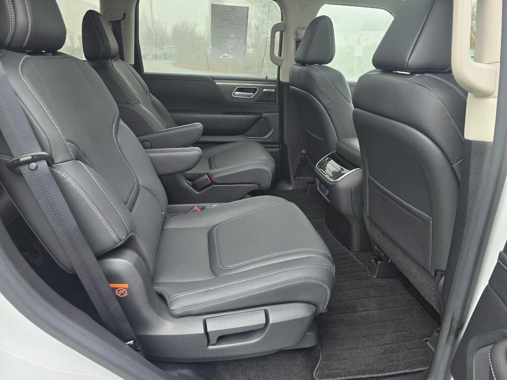 used 2025 INFINITI QX80 car, priced at $73,998