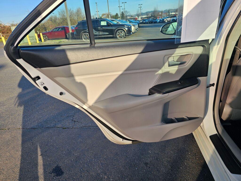 used 2016 Toyota Camry Hybrid car, priced at $14,975