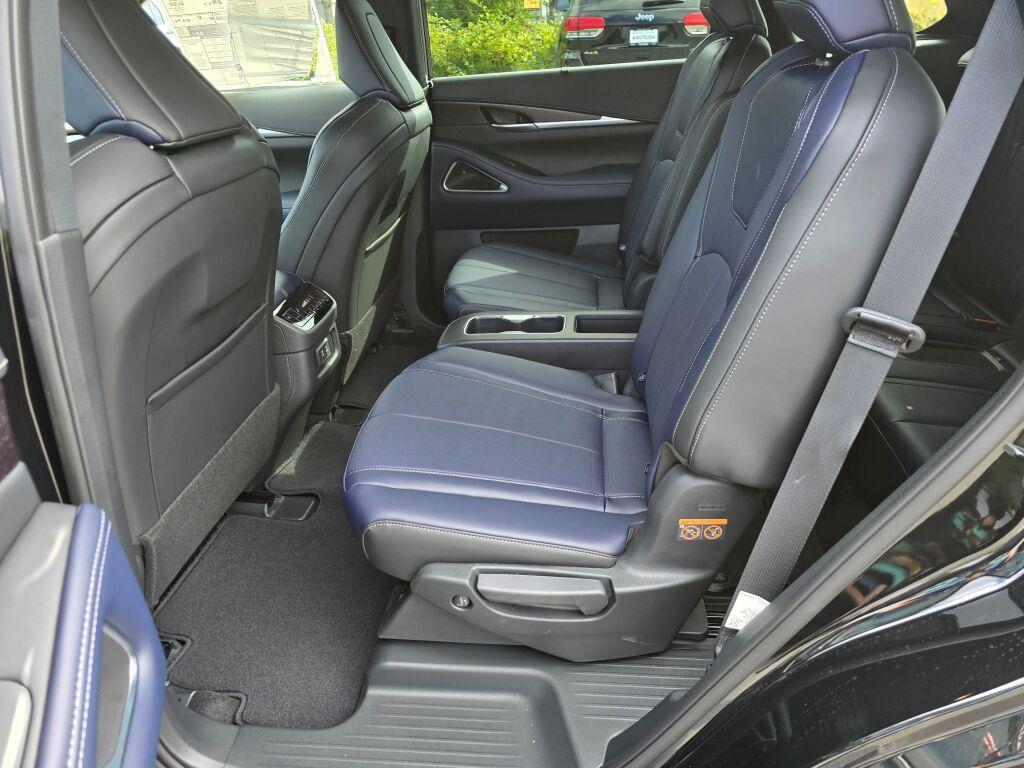 new 2026 INFINITI QX60 car, priced at $58,940