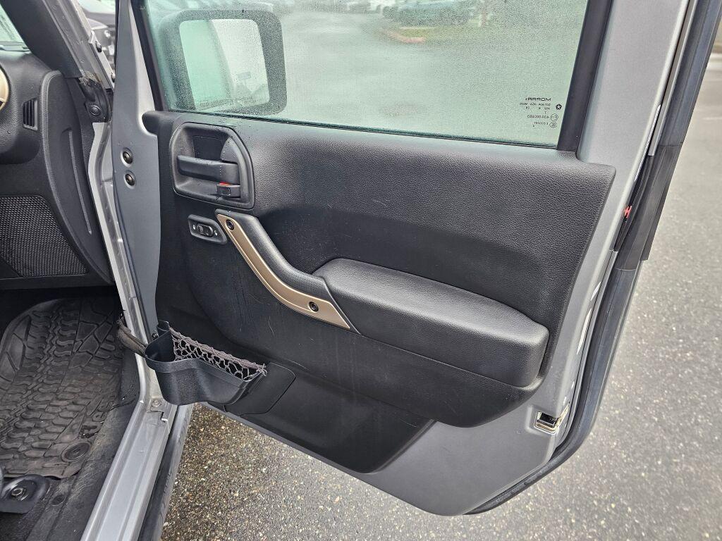 used 2016 Jeep Wrangler Unlimited car, priced at $18,654