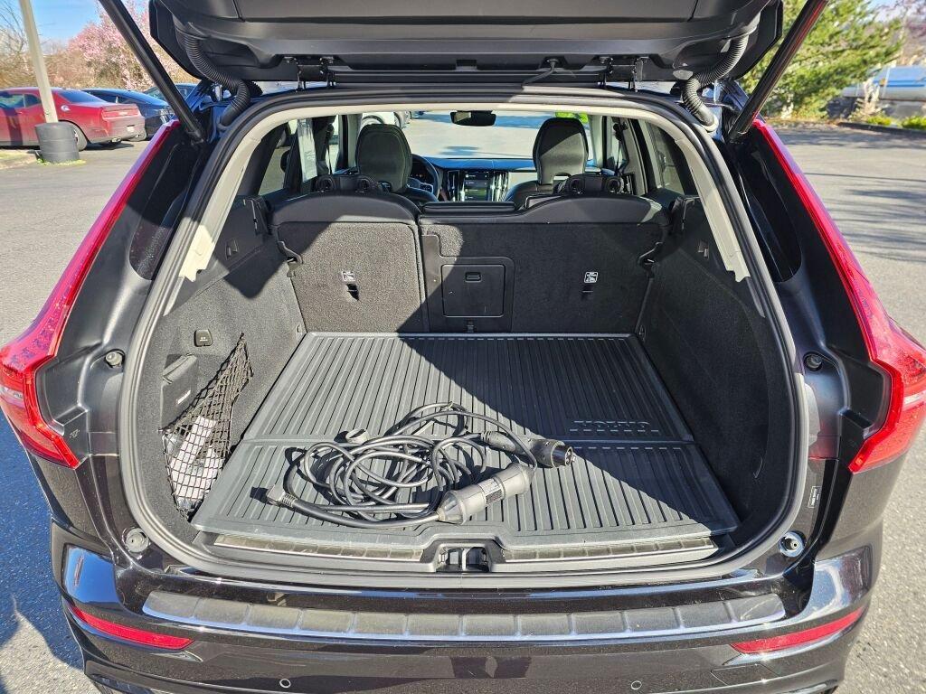 used 2024 Volvo XC60 Recharge Plug-In Hybrid car, priced at $51,998